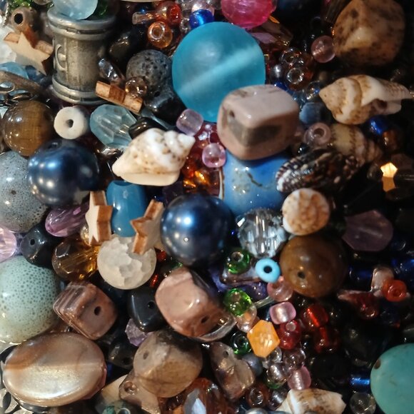 The Raven's Clutch Mystery Confetti 1/3 Cup Scoop - Picture 5 of 14